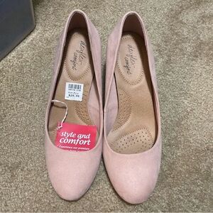 Dexflex Comfort Women's Blush Short Heels